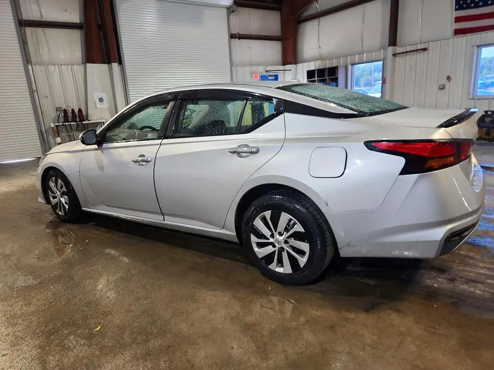 2019 NISSAN ALTIMA S  