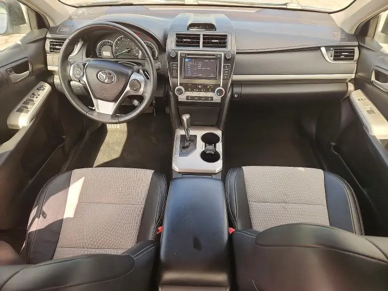 2012 TOYOTA CAMRY SE  