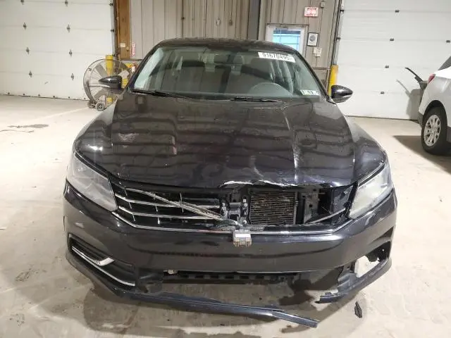 2017 VOLKSWAGEN PASSAT S  