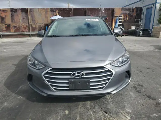 2018 HYUNDAI ELANTRA SE  