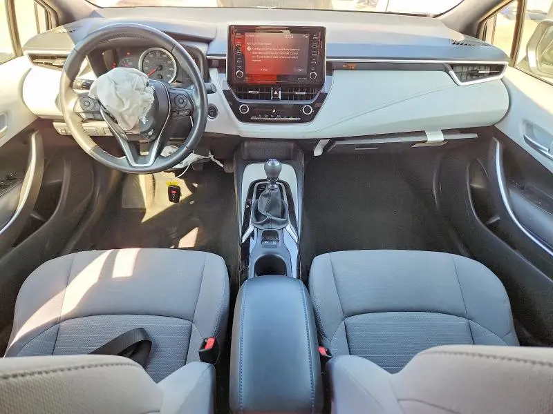 2021 TOYOTA COROLLA SE  