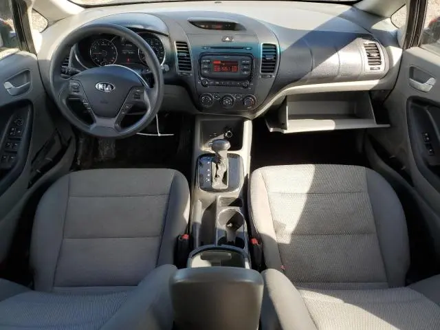 2017 KIA FORTE LX  