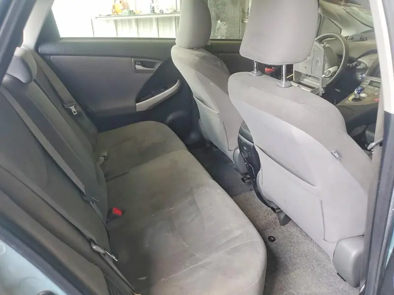 2013 TOYOTA PRIUS TWO  