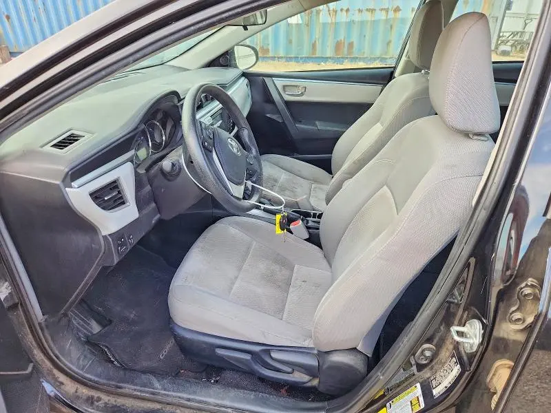 2015 TOYOTA COROLLA LE PLUS  