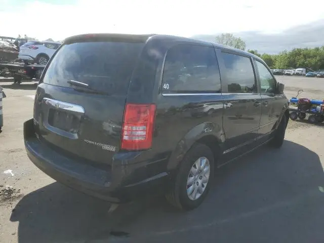 2010 CHRYSLER TOWN & COUNTRY LX  