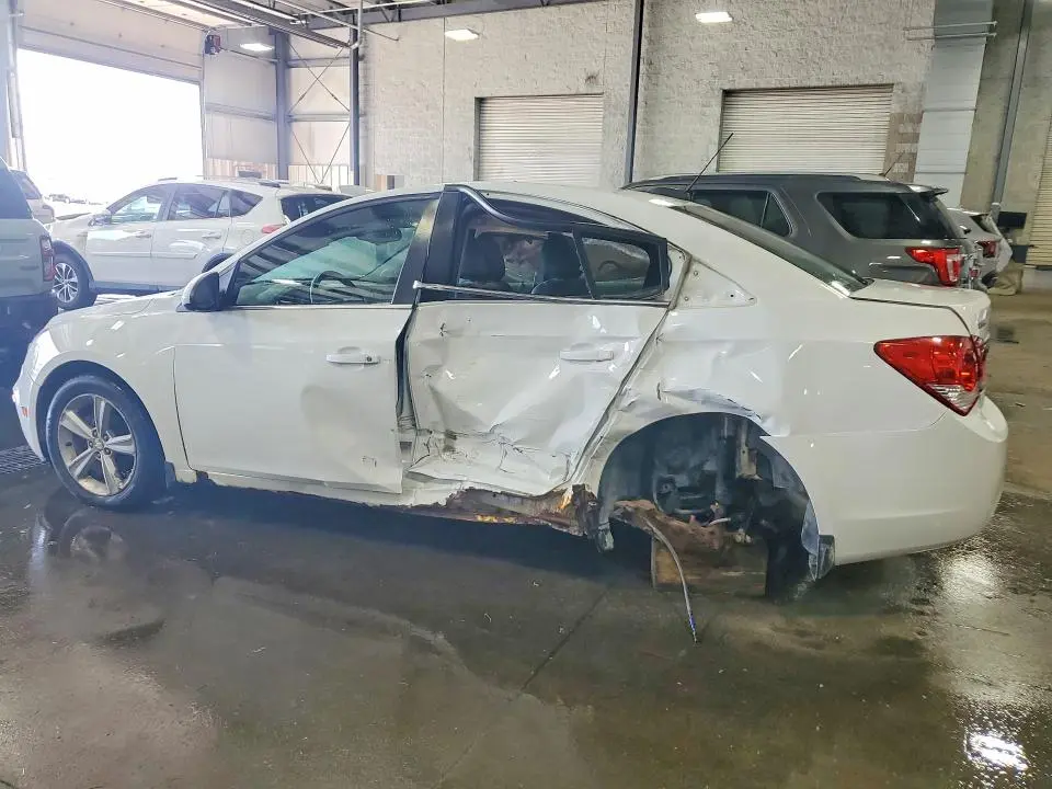 2015 CHEVROLET CRUZE LT  
