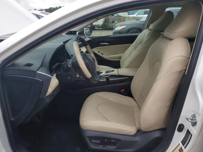 2020 TOYOTA AVALON LIMITED  