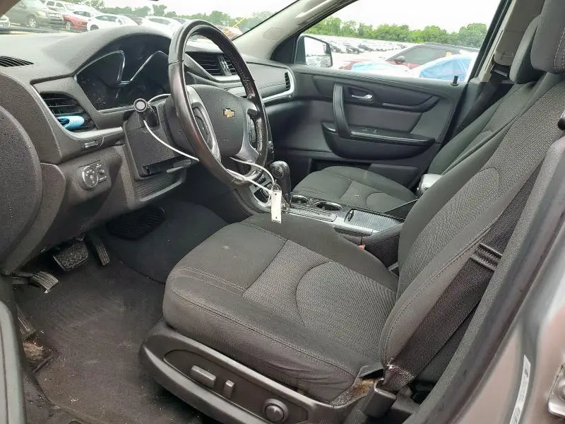 2017 CHEVROLET TRAVERSE LT  