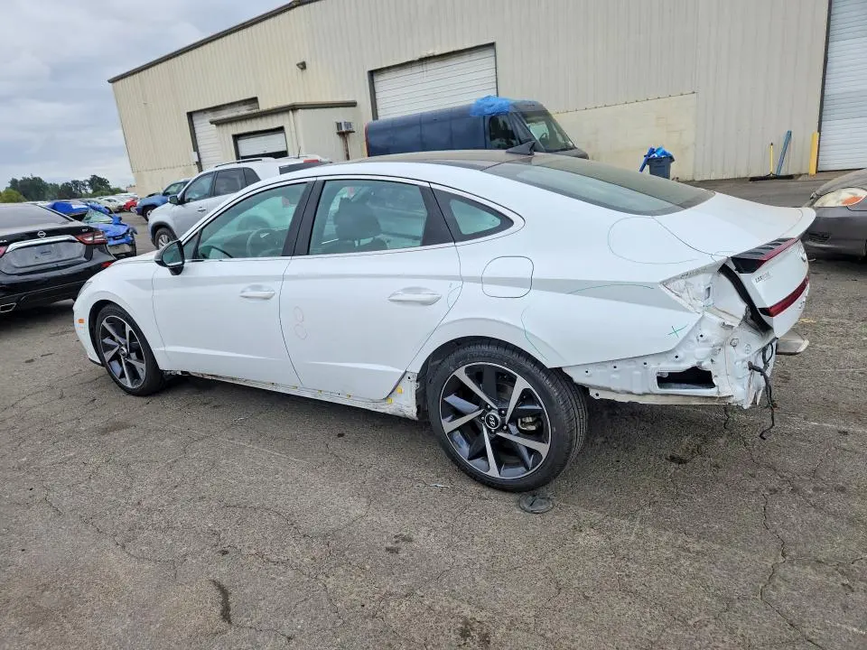 2021 HYUNDAI SONATA SEL PLUS  
