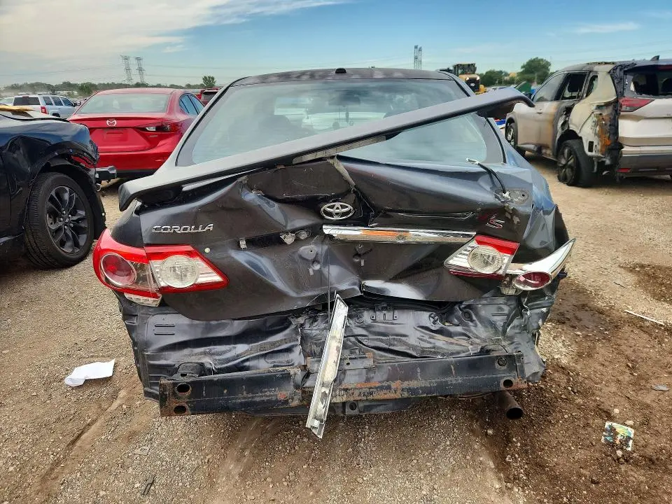 2011 TOYOTA COROLLA S  