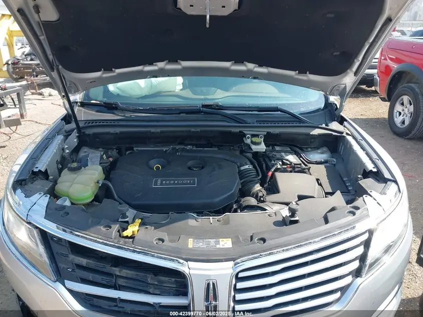 2015 LINCOLN MKC  