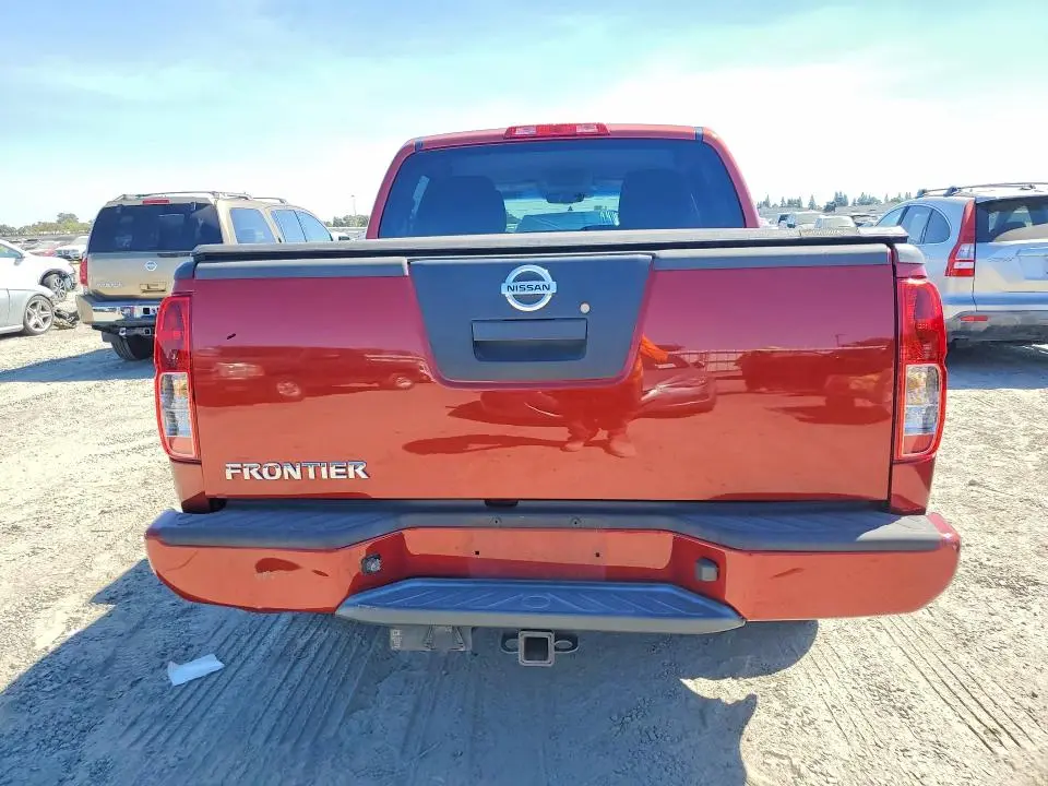 2012 NISSAN FRONTIER S  