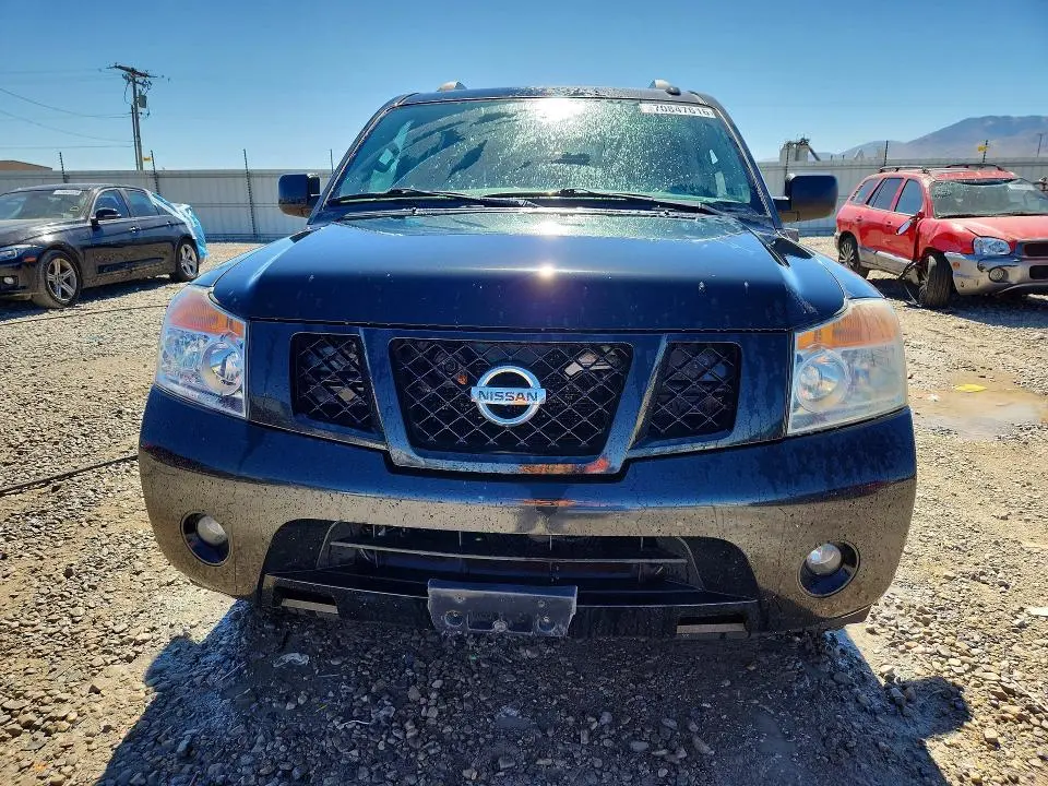 2015 NISSAN ARMADA SV  