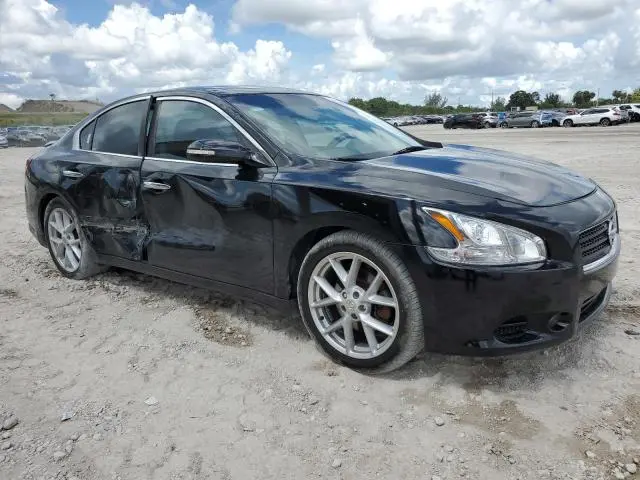 2011 NISSAN MAXIMA S  