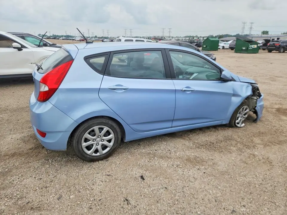 2014 HYUNDAI ACCENT GS  