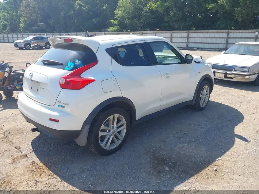 2013 NISSAN JUKE SL