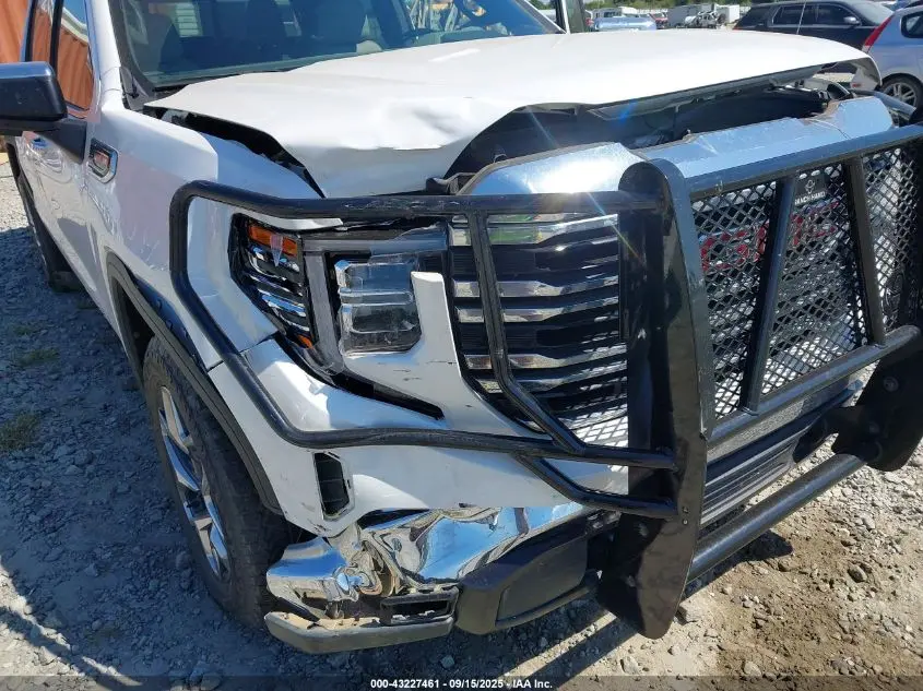 2023 GMC SIERRA 1500 4WD  SHORT BOX SLT