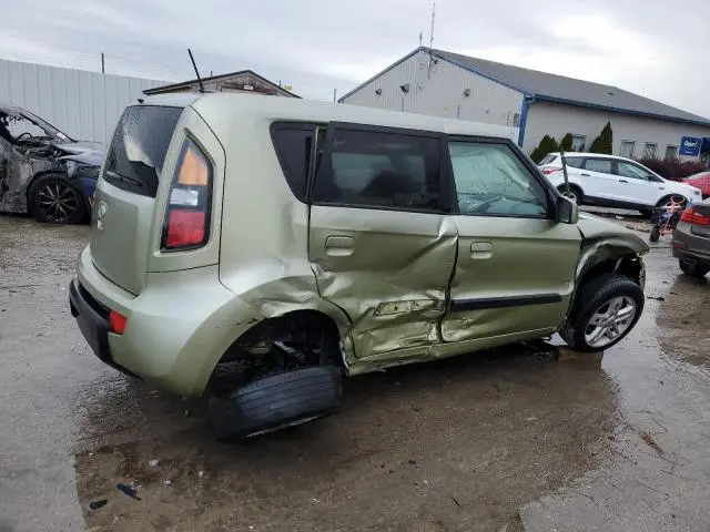 2010 KIA SOUL +  