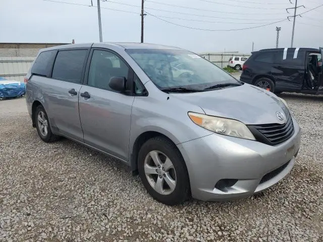 2011 TOYOTA SIENNA BASE  