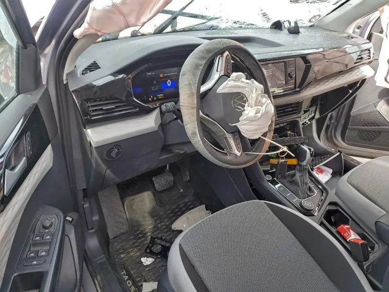 2024 VOLKSWAGEN TAOS S  