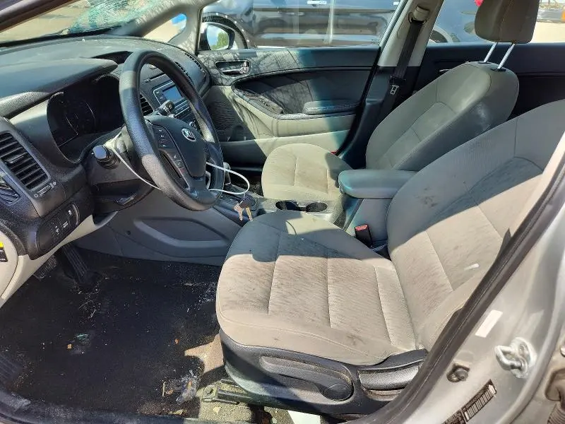 2015 KIA FORTE LX  