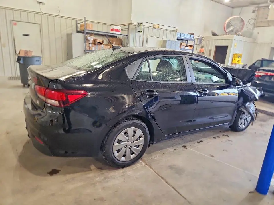 2020 KIA RIO S  