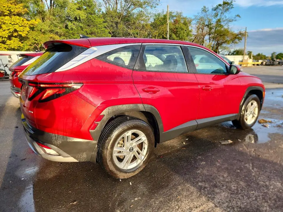 2026 HYUNDAI TUCSON SE  