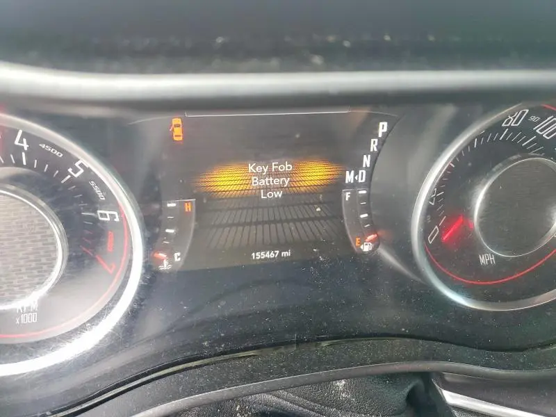 2015 DODGE CHALLENGER SXT  