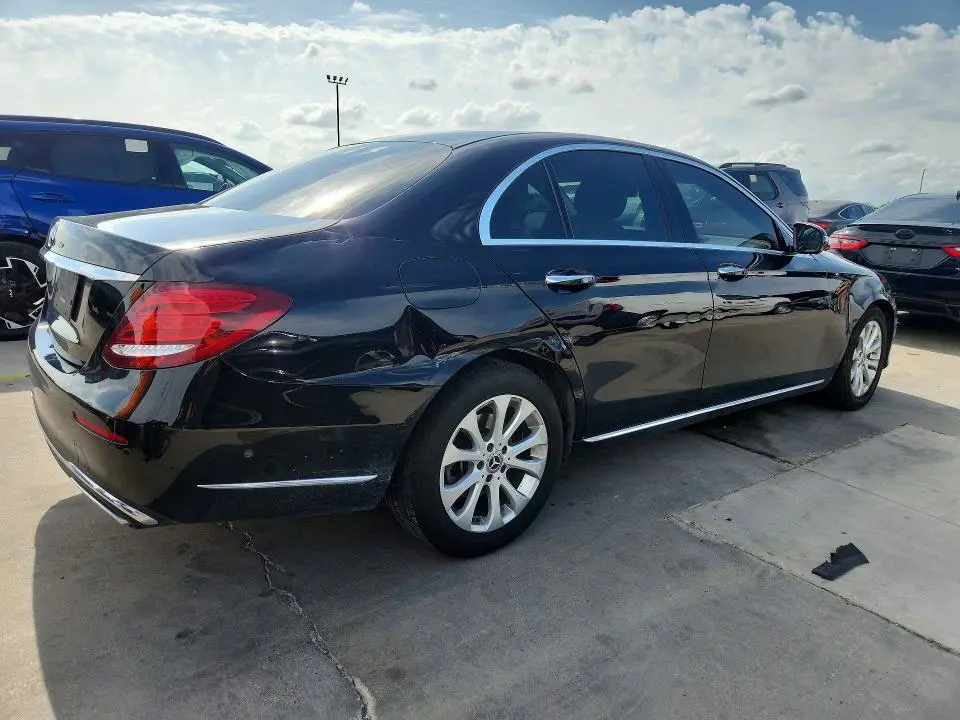 2020 MERCEDES-BENZ E 350  