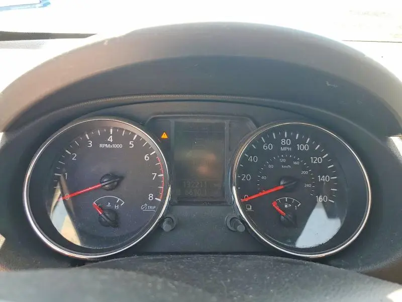 2011 NISSAN ROGUE S  