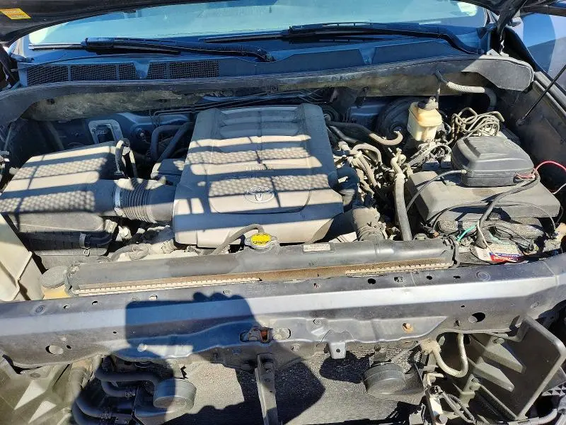 2010 TOYOTA TUNDRA   