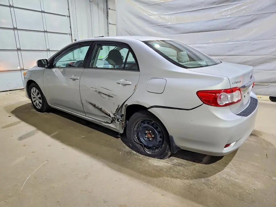 2013 TOYOTA COROLLA LE  