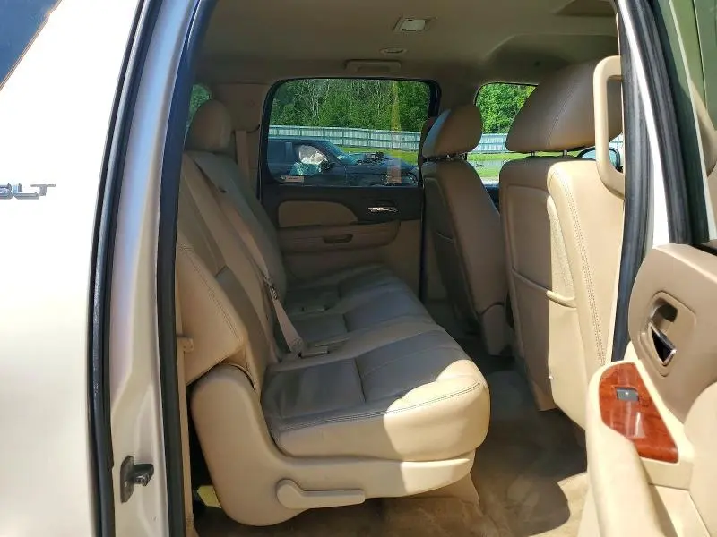 2011 GMC YUKON XL K1500 SLT  