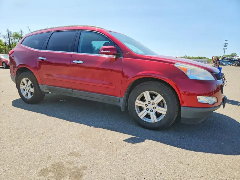 2012 CHEVROLET TRAVERSE LT  