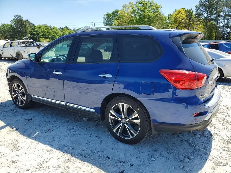 2017 NISSAN PATHFINDER PLATINUM  
