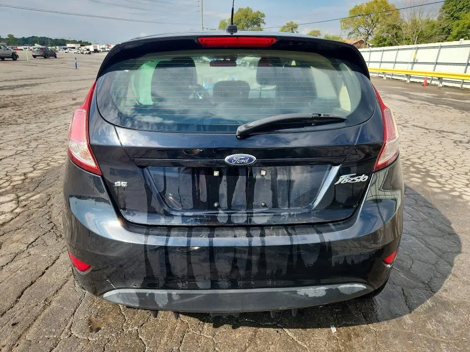 2017 FORD FIESTA SE  