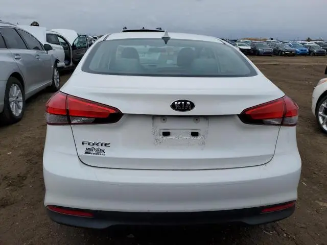 2017 KIA FORTE LX  