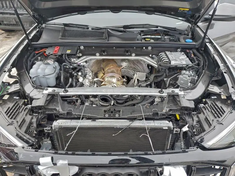 2025 AUDI Q8 PREMIUM PLUS  