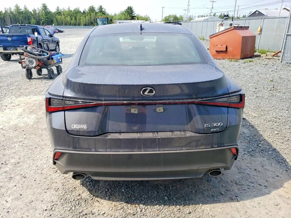 2023 LEXUS IS 300  