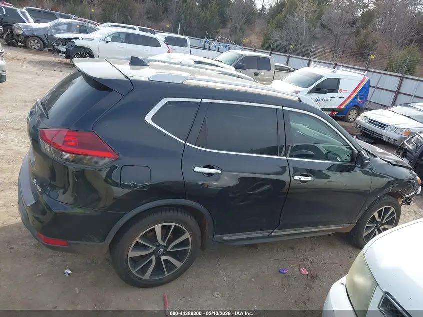 2019 NISSAN ROGUE SL
