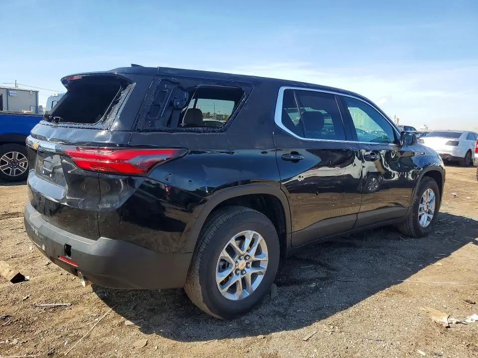 2023 CHEVROLET TRAVERSE LS  