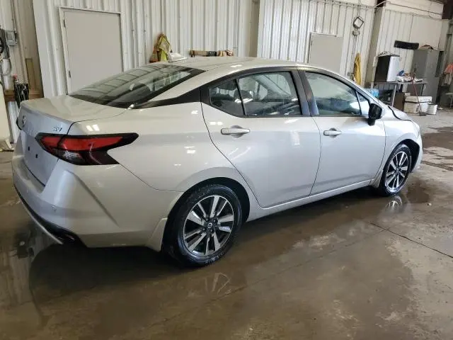 2022 NISSAN VERSA SV  