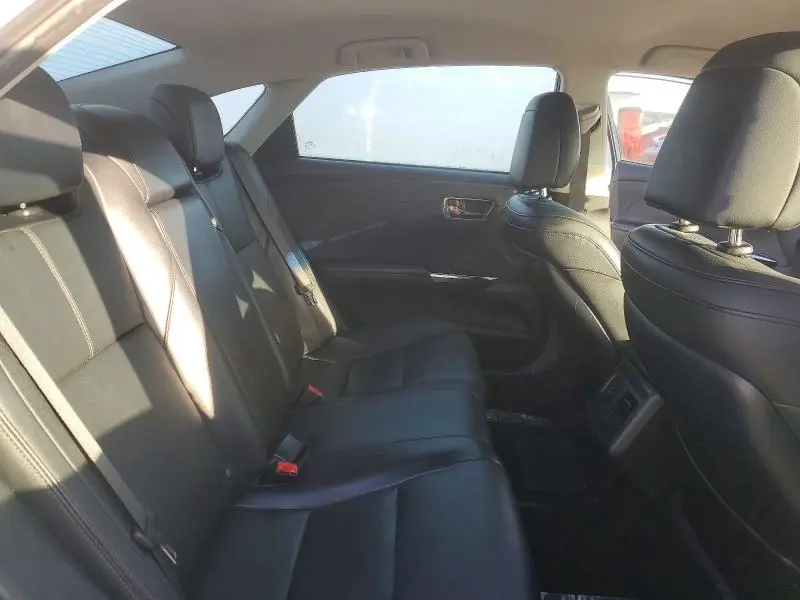 2018 TOYOTA AVALON XLE  