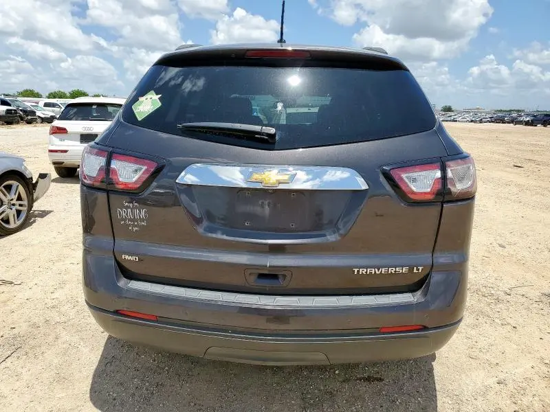 2014 CHEVROLET TRAVERSE LT  