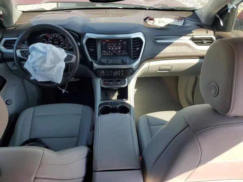 2020 GMC ACADIA SLT  
