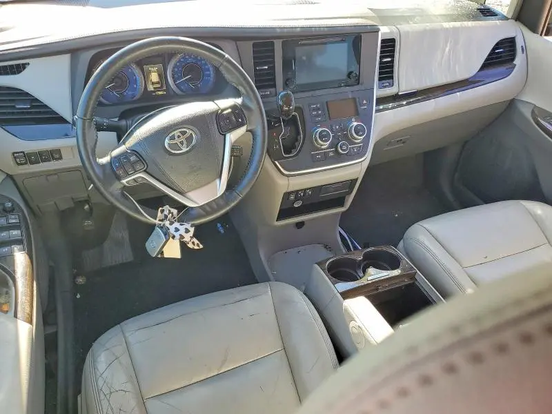2015 TOYOTA SIENNA XLE 7-PASSENGER  