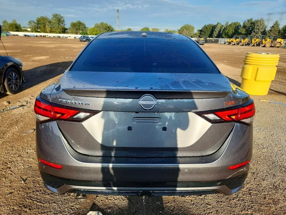 2025 NISSAN SENTRA SR  