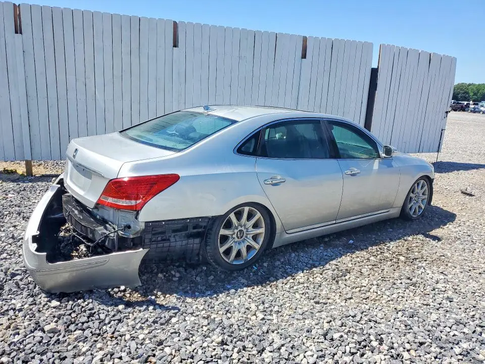 2011 HYUNDAI EQUUS SIGNATURE  