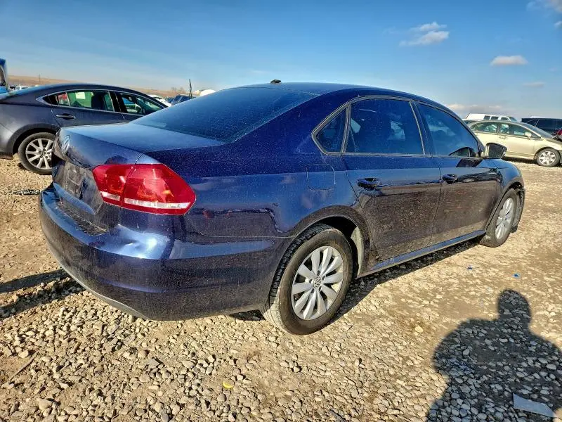 2012 VOLKSWAGEN PASSAT S  