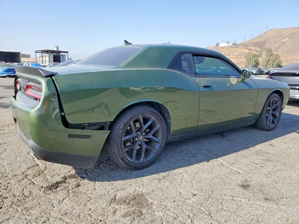 2021 DODGE CHALLENGER SXT  